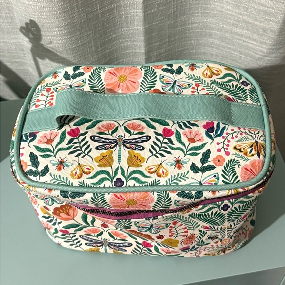 Toiletry or Makeup Bag - Picture 2 of 3